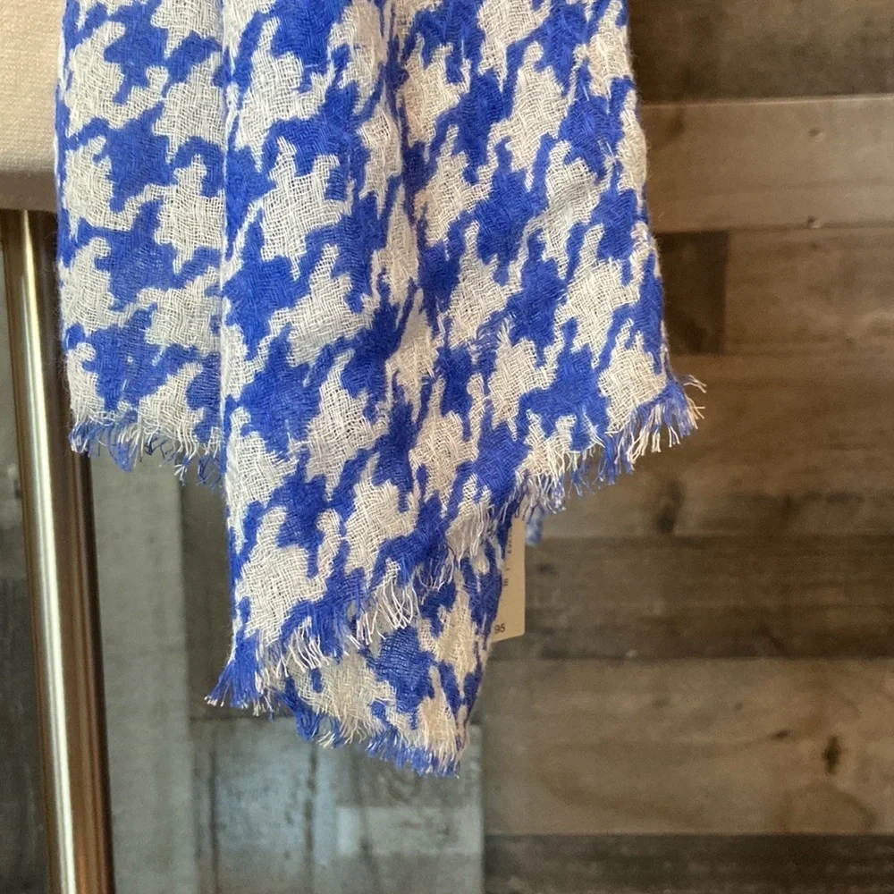 NWT! GAP blue white Houndstooth scarf coastal cowgirl resortwear quiet luxury